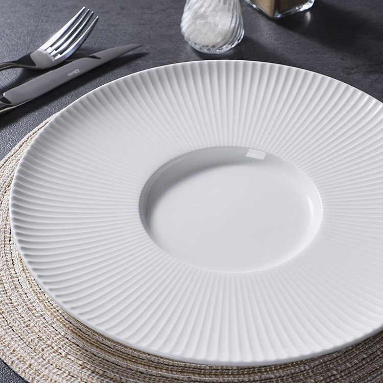 Factory Customized Ceramic Tableware - Unrestrained