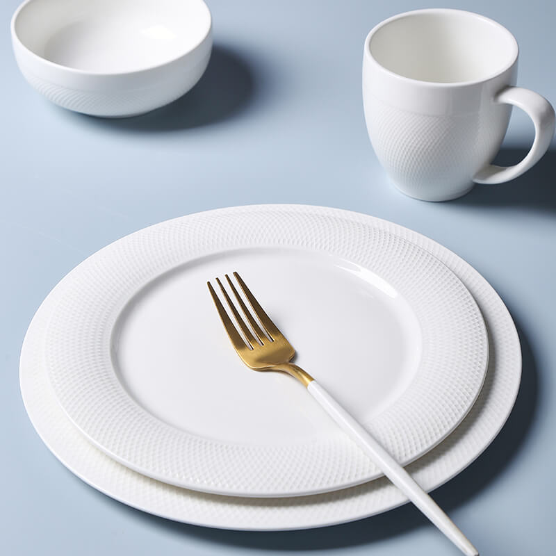 White Ceramic Dinner Sets - Mesh