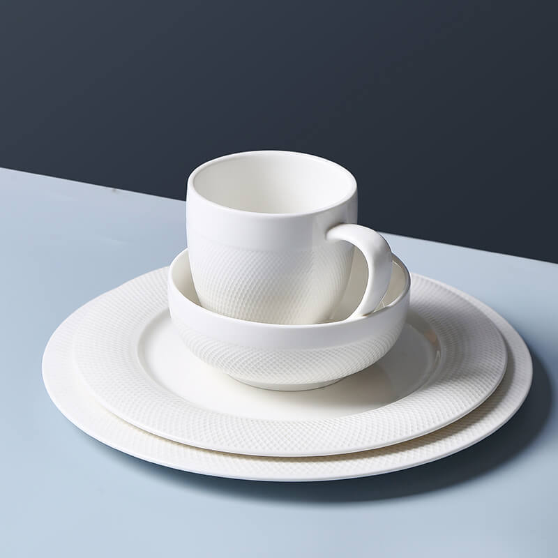 White Ceramic Dinner Sets - Mesh